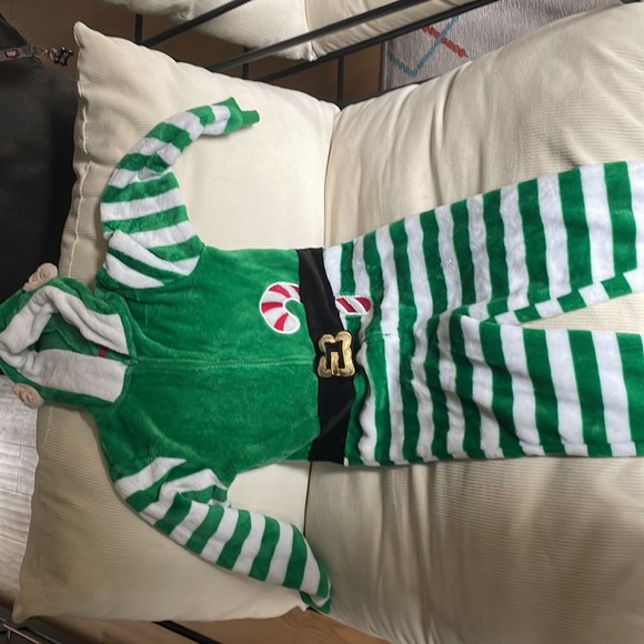 Fall Ready! Pack of girls clothes (size 7-9) - Picture 6 of 6